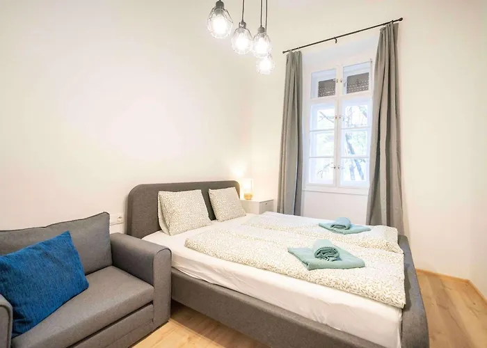 Vibe 17 * Budapest